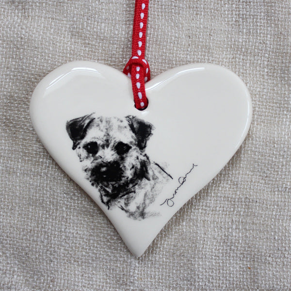 Border Terrier portrait Heart